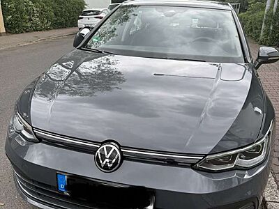 Volkswagen Golf Life eTSI