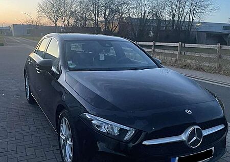Mercedes-Benz A 200 gebraucht kaufen Mercedes-Benz A 200 Mercedes Benz *sehr gepflegt* Kombilimousine