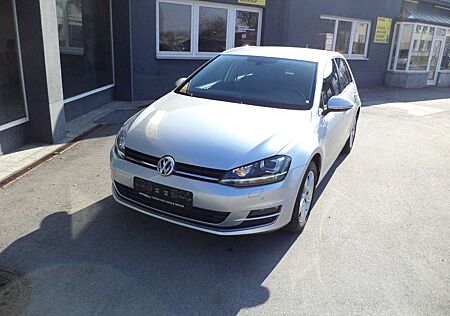 VW Golf Volkswagen Highline BMT XENON/NAVI/PDC vo+hi/SHZG