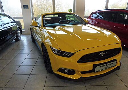 Ford Mustang Convertible GT 5.0 Ti-VCT V8