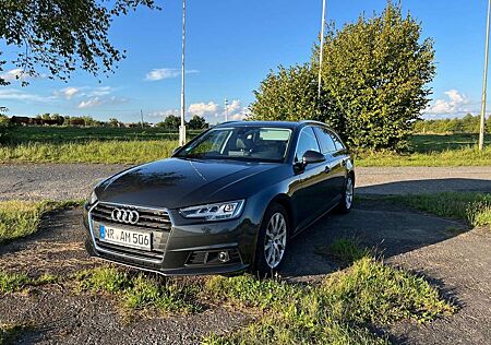 Audi A4 Avant 2.0 TDI S tronic