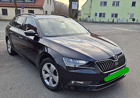 Skoda Superb Combi 2.0 TDI DSG Ambition