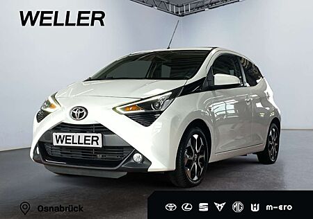 Toyota Aygo x-play Team D *Faltdach*CarPlay*CAM*Bremsass*