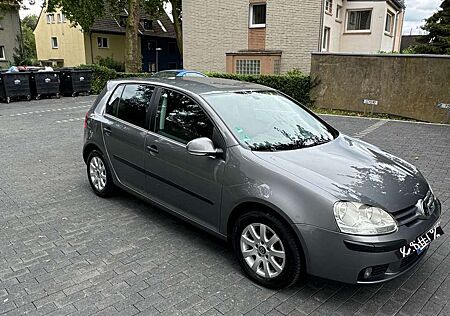 VW Golf Volkswagen 1.4 FSI