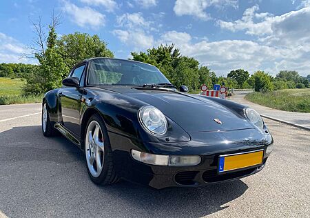 Porsche 993 911 Carrera 4S