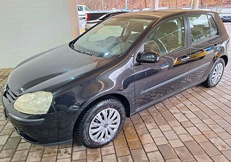 VW Golf Volkswagen V Lim. Trendline