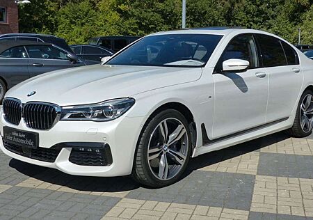 BMW 750 i xDrive M Paket Laser H&K Massage