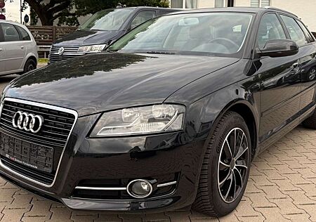 Audi A3 Sportback 1.2 TFSI Attraction Klimaautomatik