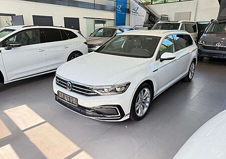 VW Passat Variant Volkswagen Passat GTE 1.4 TSI DSG AID/MATRIX/STHZ/KAM/AHK