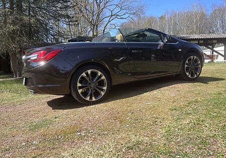 Opel Cascada 1.6 DI Turbo Start/Stop Ultimate
