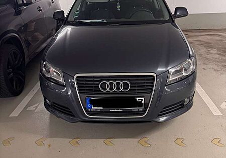 Audi A3 1.6 Attraction