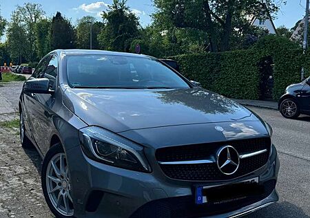 Mercedes-Benz A 180 d 7G-DCT Style