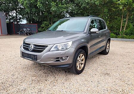 VW Tiguan Volkswagen 4Motion 2.0*Panorama*Leder*Navi*R-Kam*TÜV