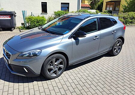 Volvo V90 Cross Country V40 Cross Country D3 Geartronic