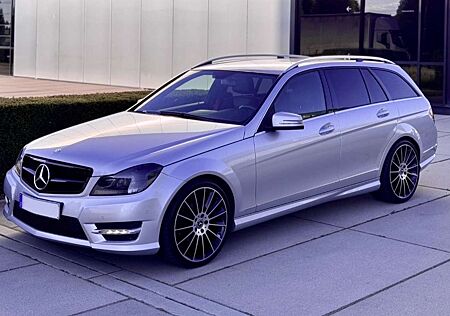 Mercedes-Benz C 180 T 7G-TRONIC Avantgarde Edition