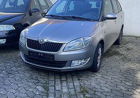 Skoda Fabia 1.2 HTP Combi Extra
