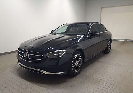 Mercedes-Benz E 220 LED Navi AppleCarPlay Parktronic GRA SHZ St.Hz.