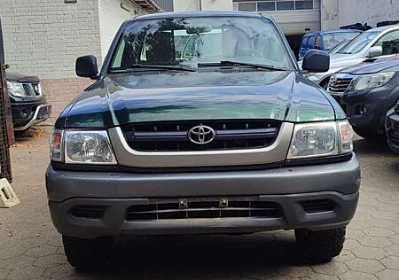 Toyota Hilux 1,5 Extracab