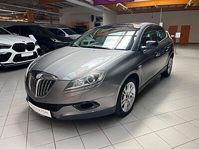 Lancia Delta Platino|PDC|Klima|Navi|Vollleder|Panorama