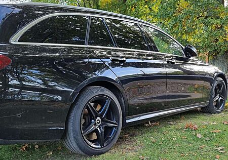 Mercedes-Benz E 300 E-Klasse T-Modell Diesel Plugin Hybrid de T 9G-TRO