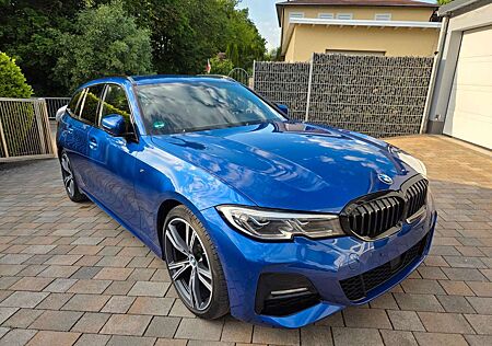 BMW 320 d M Paket LivePR HUD Hifi Kom Laser ACC 19