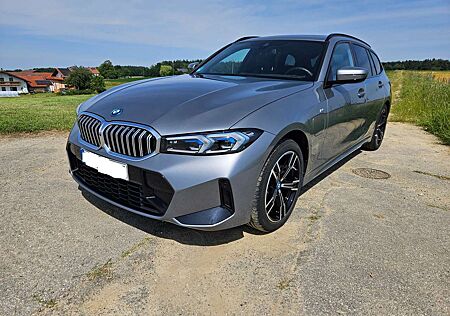 BMW 330e 330 3er tour xDrive, PaDa, HuD, AHK, Gar bis 2029