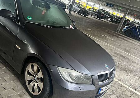 BMW 325i 325