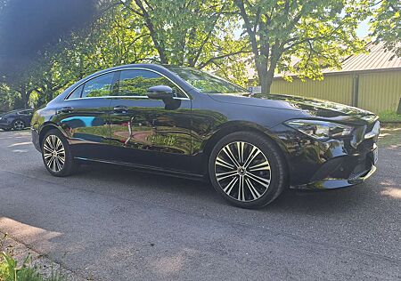 Mercedes-Benz CLA 180 7G-DCT, Progressive, Anhängevorrichtung