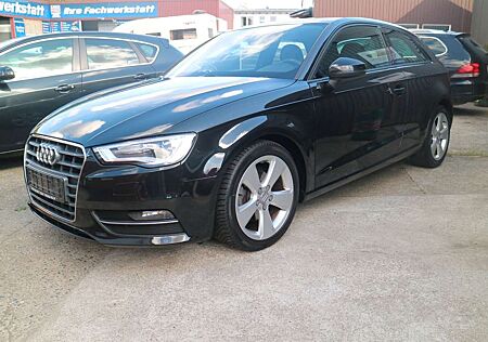 Audi A3 ambition 1,4 TFSI S-HEFT/XENON/SHZG/EU6