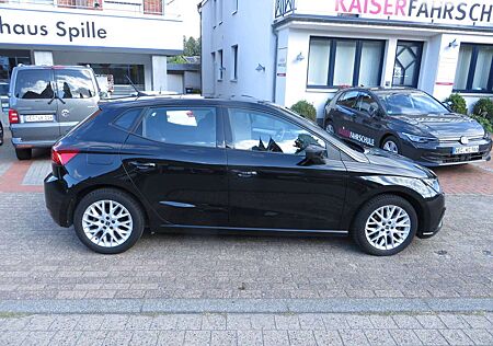SEAT Ibiza FR Sport RF-Kamera Panorama Navi SHZ ACC Ledermultifunktionslenkrad