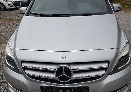 Mercedes-Benz B 250 (BlueEFFICIENCY) 7G-DCT Automatik