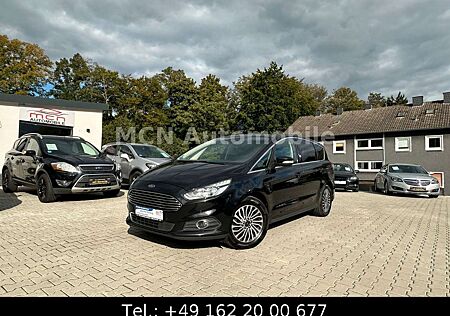 Ford S-Max Titanium*AUTOMATIK*Bi-Turbo*Kamera*SHZ*