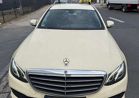 Mercedes-Benz E 200 d 9G-TRONIC