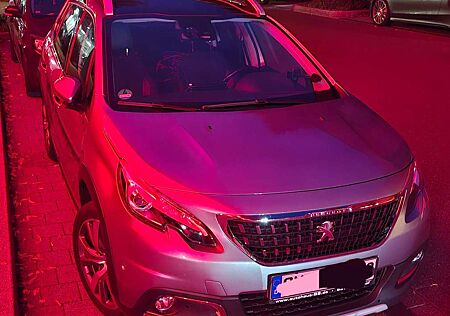 Peugeot 2008 PureTech 110 Stop, Allure