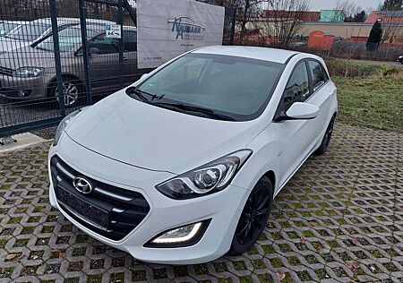 Hyundai i30 blue Trend