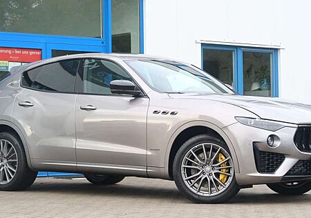 Maserati Levante 3.0 V6 Q4 GranSport Exclusive