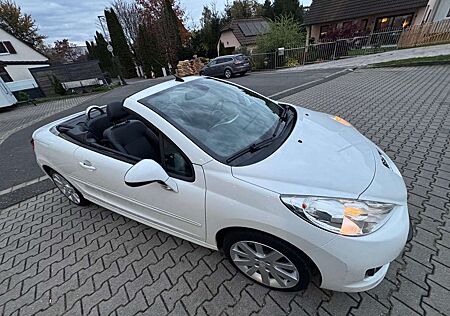Peugeot 207 gebraucht kaufen Peugeot 207 Allure Cabrio