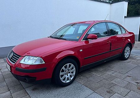 VW Passat Volkswagen Comfortline/1 Hand/Scheckh /TÜV Au Neu