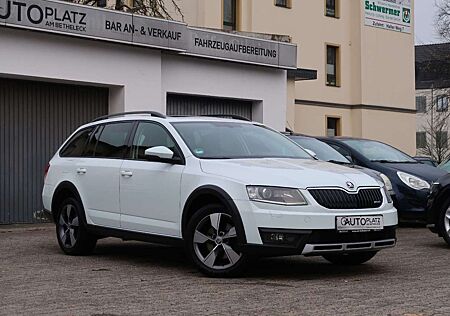 Skoda Octavia Combi Scout 4x4 *AUTOM *PANORAMA *XENON