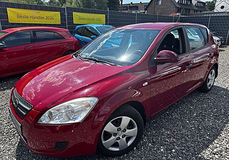 Kia Cee'd Ceed / *KLIMAANLAGE / ALLWETTERREIFEN / TÜV NEU*