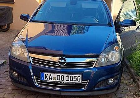 Opel Astra 1.8 Sport