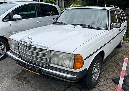 Mercedes-Benz 240 TD Kombi