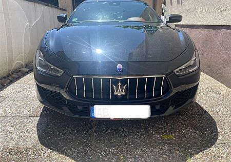 Maserati Ghibli GranSport Ribelle