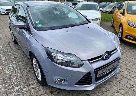 Ford Focus Turnier 1,6 EcoBoost Titanium*AHK*Navi*