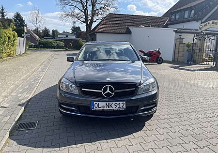 Mercedes-Benz C 200 CGI BlueEfficiency (204.048)
