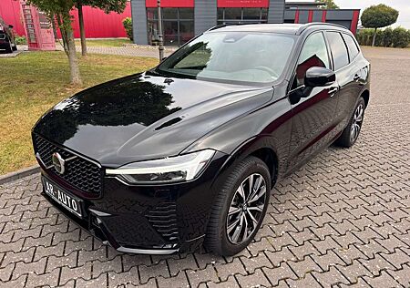 Volvo XC 60 XC60 Plus Dark AWD Leder Panorama AHK LED