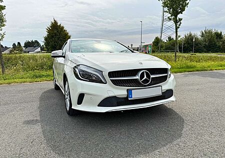 Mercedes-Benz A 200 Automatik | 8-fach bereift | TÜV neu | Gepflegt