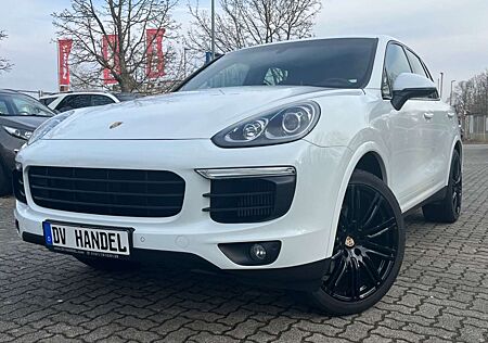 Porsche Cayenne Diesel *Bi-Xenon/Navi/AHK/Leder*