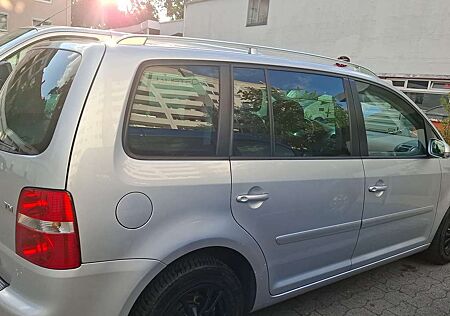 VW Touran Volkswagen Diesel 1.9 TDI DSG