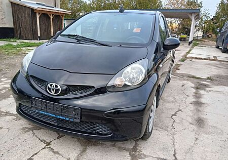 Toyota Aygo 5-Türer Club